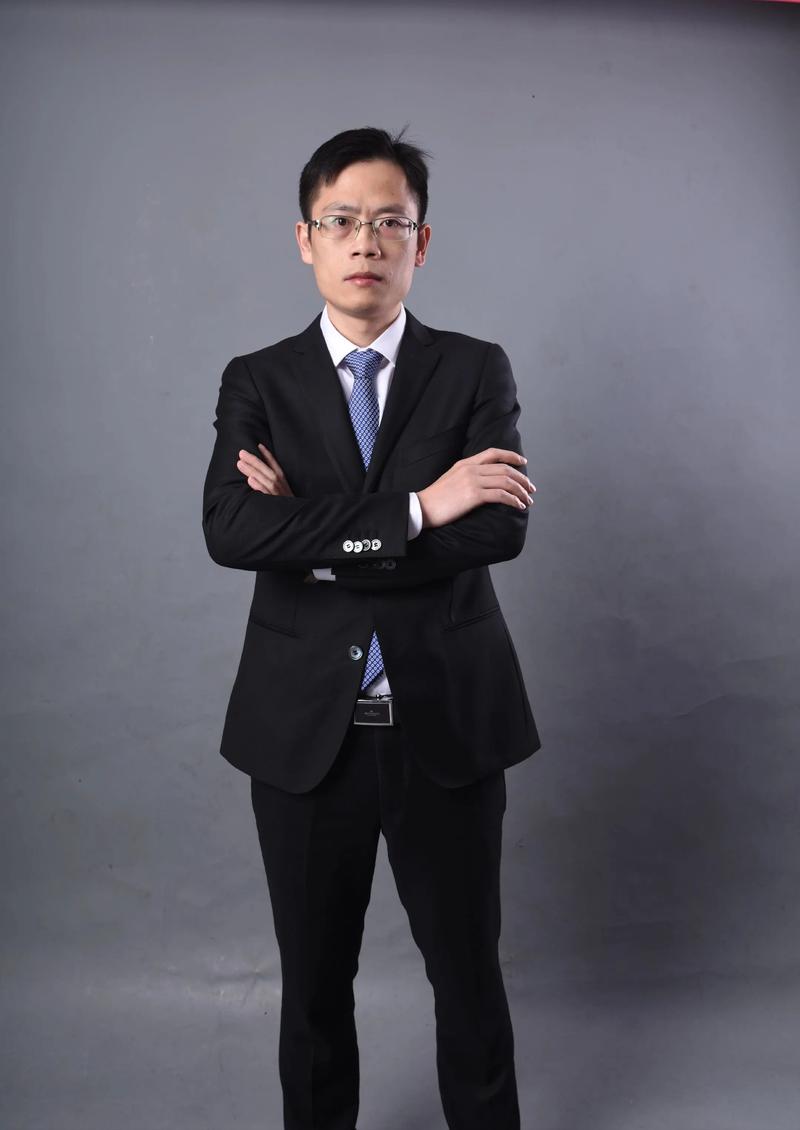 吴霄菁 预告片与宣传物料制作总监